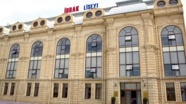 Müəllimini güllələyən şagird hər il 