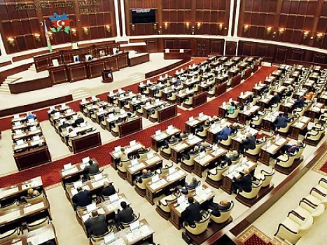 Milli Məclisin komitə iclası keçirilir