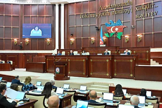 Parlament bələdiyyələrin illik hesabatını qəbul edib
