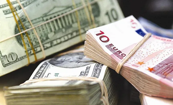 Dollar almaq istəyənlərin NƏZƏRİNƏ