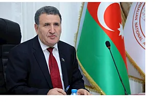 AMEA alimlərinə və təhsil işçilərinə yeni mənzillər veriləcək" 