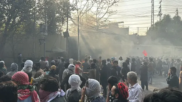 İsrail və ABŞ-a etiraz edən minlərlə pakistanlı küçələrə axın etdi
