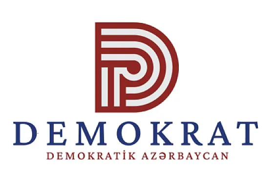Demokrat.az 8 yaşında 