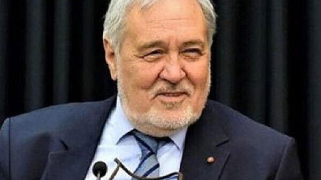 İlber Ortaylının vəsiyyəti yerinə 
