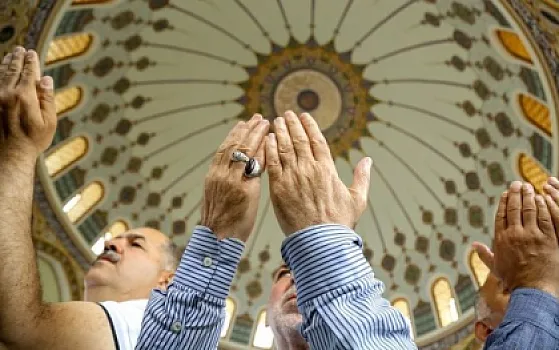 Ramazan bayramı ilə bağlı 