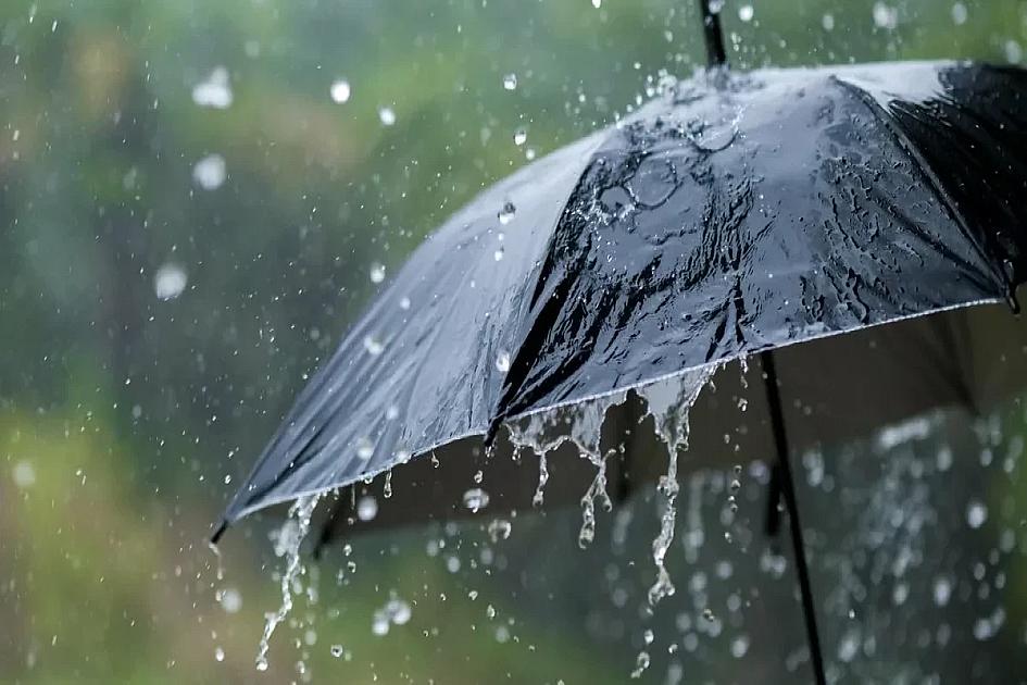 Bakıda yağıntı aylıq normanı 247% üstələyib
