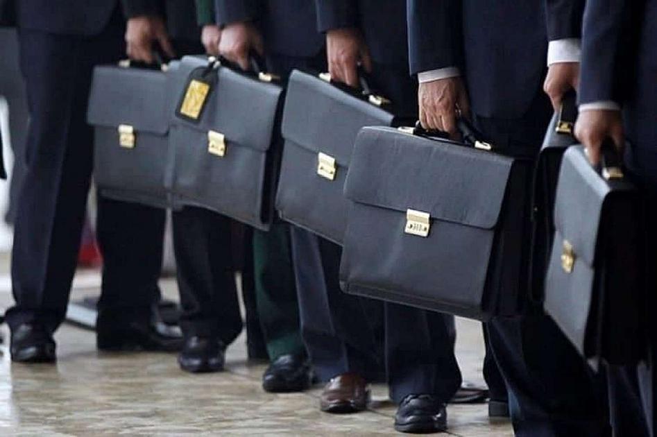 Daha bir İcra Hakimiyyətində kütləvi ixtisar: