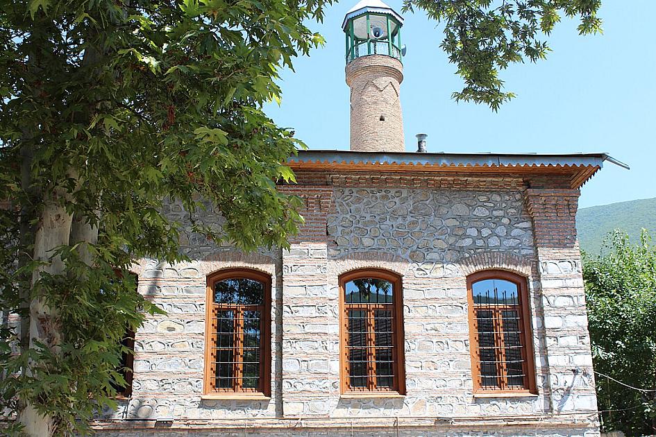 Şəkinin dini memarlıq abidəsi: 