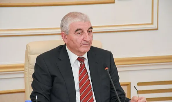 Məzahir Pənahovun oğlu keçmiş həyat yoldaşına bu əmlakları qaytaracaq -
