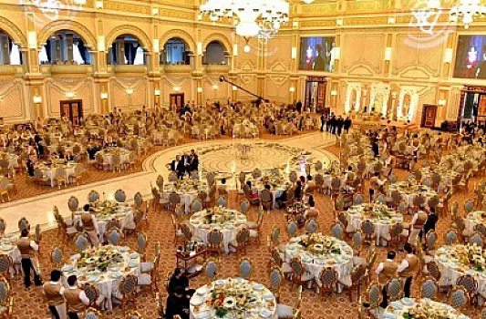 Toy etmək üçün restoranlarda yer tapılmır