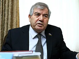 Sabir Rüstəmxanlı qızı ilə Elçinin ayrılığından danışdı