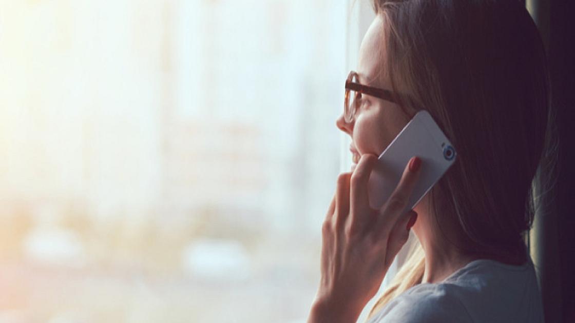 Smartfonlar sizi gizlicə dinləyir? -