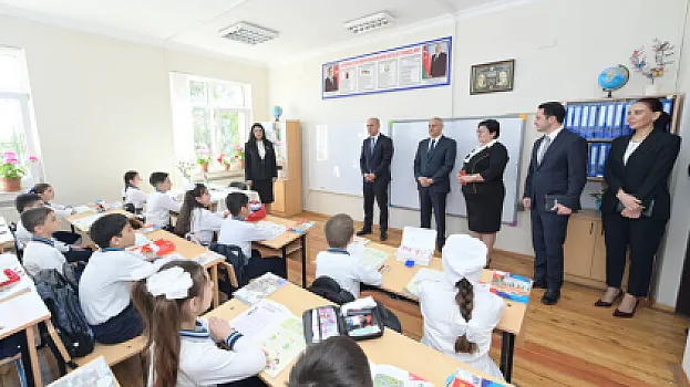 Nazir Qusarda məktəbdə tədris prosesi ilə tanış oldu - 