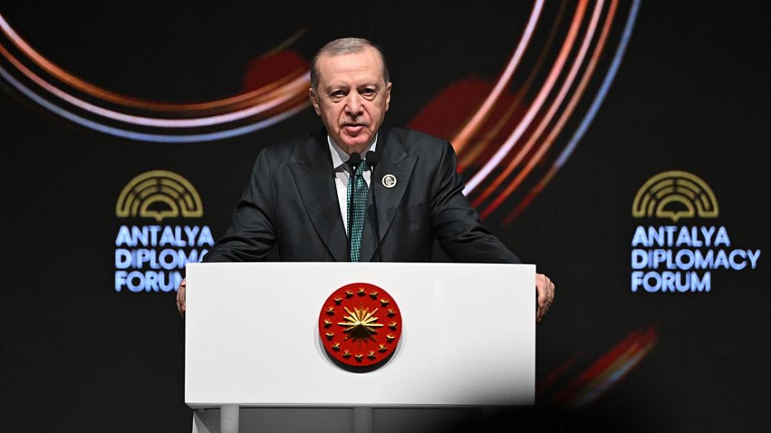 Ərdoğan: Dünya hansı istiqamətdə gedəcəyi ilə bağlı böhran yaşayır