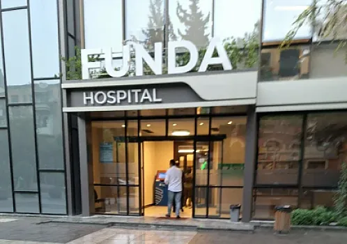 530 manatlıq analizə görə pasienti klinikadan qovdular – 