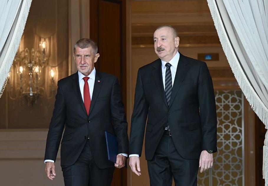 Azərbaycan Prezidenti İlham Əliyev və Çexiyanın Baş naziri Andrey Babiş mətbuata bəyanatlarla çıxış ediblər 