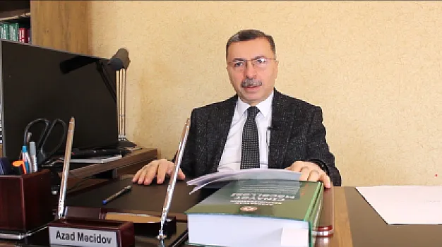 Tanınmış keçmiş hakim: 