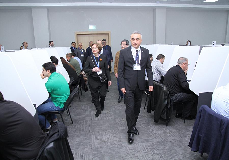 Vəkilliyə qəbulla bağlı test imtahanında 315 nəfər uğur qazanıb
