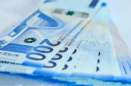 Orta maaş 53 manat artıb