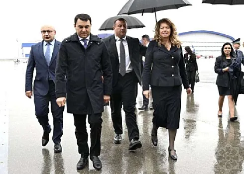 Bolqarıstan Prezidenti Azərbaycana gəldi -