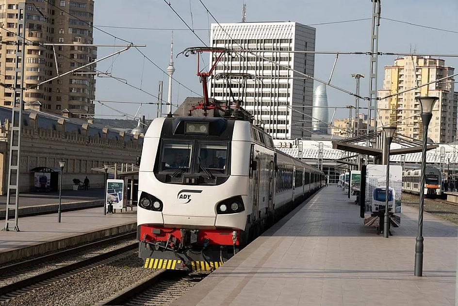 Bakı-Tbilisi-Bakı sərnişin qatarının 
