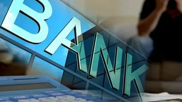 Banklara etibar güclənir, yoxsa başqa səbəb var? 