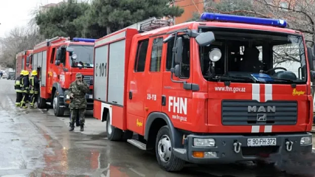 Yarımtikili evdə