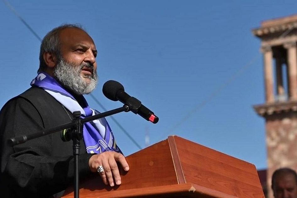 Qiyamçı keşiş Baqrat ev dustaqlığına buraxılıb