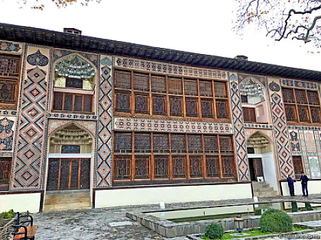 Divarları danışan evlər: Şəki memarlığının sirli gözəlliyi