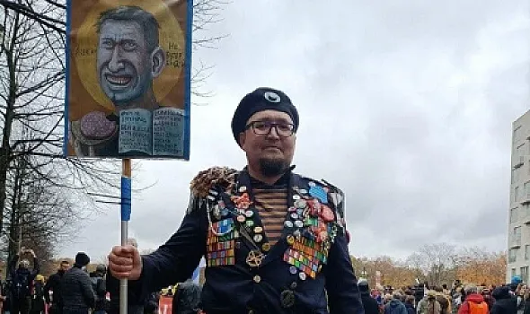 Putini lağa qoyan rusiyalı rəssam Polşada öldürüldü