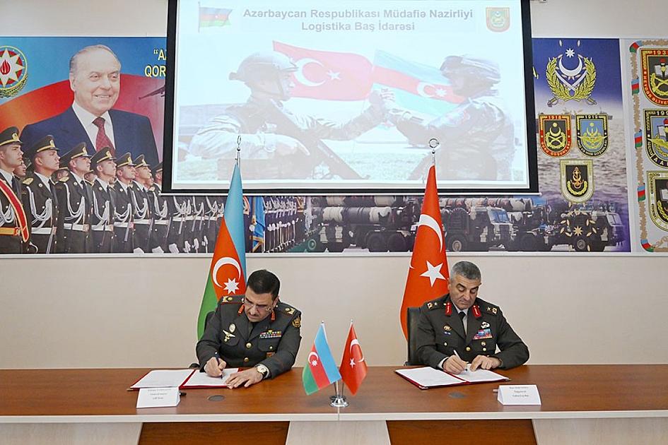 Azərbaycan və Türkiyə hərbi logistika sahəsində əməkdaşlığı müzakirə edib