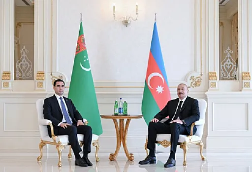 Prezident İlham Əliyevin Türkmənistan Prezidenti ilə təkbətək görüşü olub