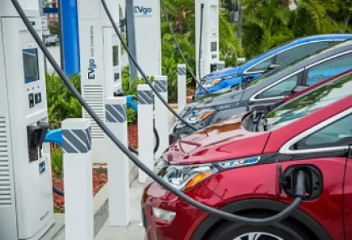 Azərbaycan elektromobil idxalını 39% azaldıb