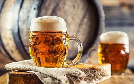 İsti havalarda pivə içmək faydalıdır, yoxsa zərərli?
