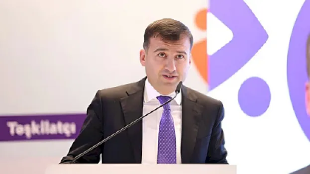 Azər Mursaqulov idarə rəisini işdən çıxardı