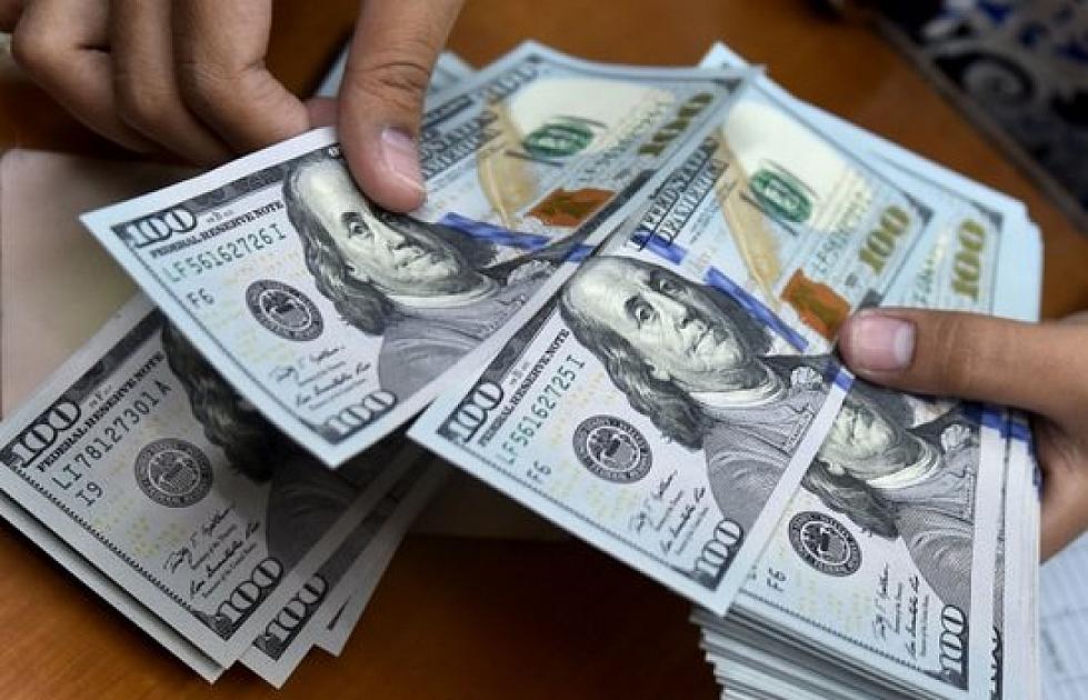 Dollar almaq istəyənlərin