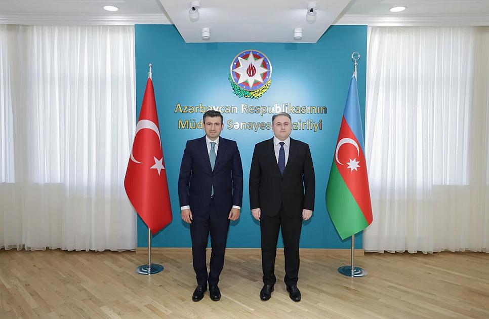 Səlcuq Bayraktar Bakıda - 