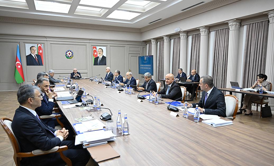 İqtisadi Şuranın iclası keçirildi -