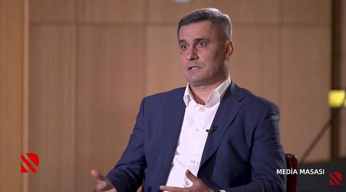 Radik İsmayılov: "Televiziya klassik xəbərin altı sualından dördünü sosial mediaya uduzur" - 