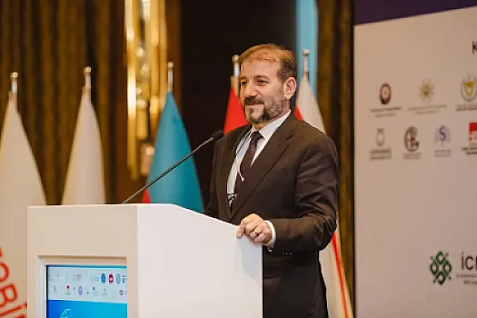 Barat Yusubov beynəlxalq səhiyyə menecmenti konqresində iştirak edib