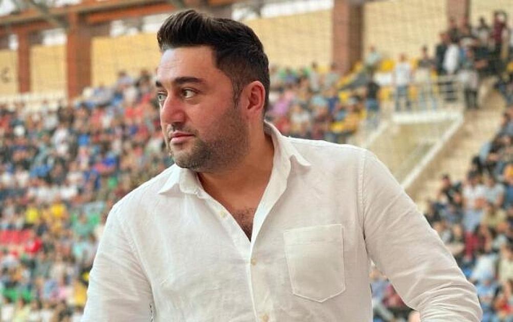 "Adımdan yalan danışıb camaatı üstümə qaldırmayın"