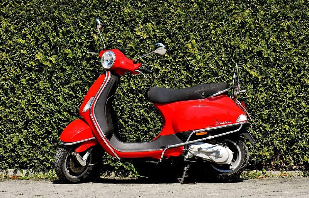 Moped sürənlərin 