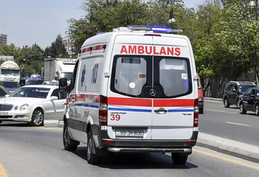 Ceyranbatanda yanğın zamanı uşaq özünü binadan atdı