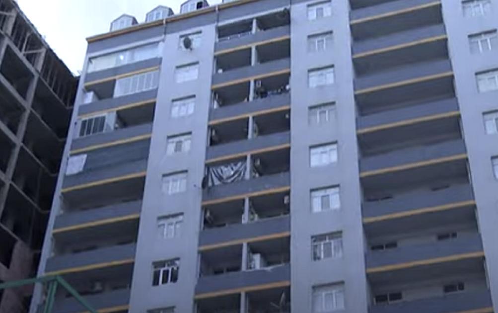 Binanın dəhlizində ölü tapıldı