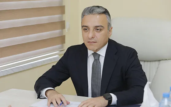 İşdən çıxarılan məmura yeni vəzifə verdi