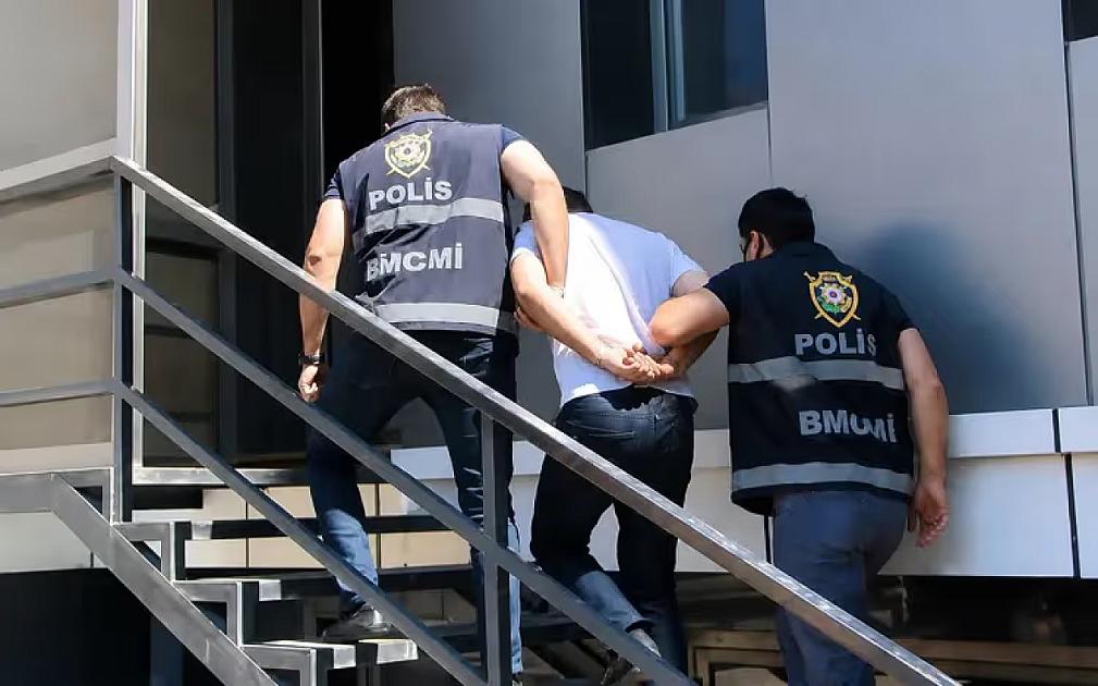 Vəzifəli şəxs həbs 