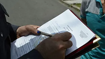 Bu şəxslər 300 manat