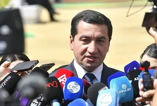 Hikmət Hacıyev: İlham Əliyev həm müharibəni, həm də sülhü qazanıb