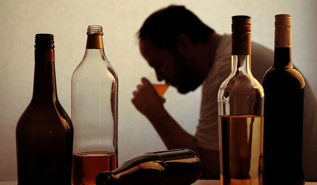 Alkoqol asılılığının arxasında dayanan 5 yanlış fikir