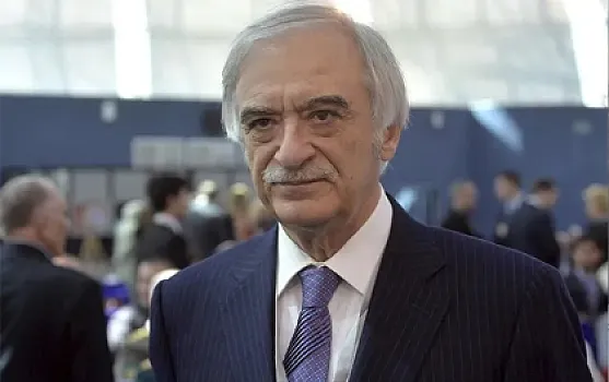 81 yaşlı Polad Bülbüloğlu boşanıb, yenidən EVLƏNDİ - 
